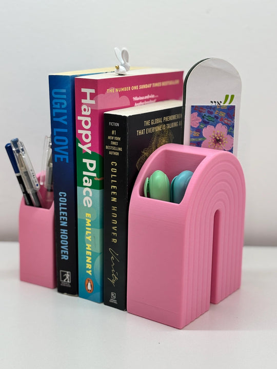 Rainbow Bookend with Hidden Storage – Colorful 3D Printed Shelf Organizer