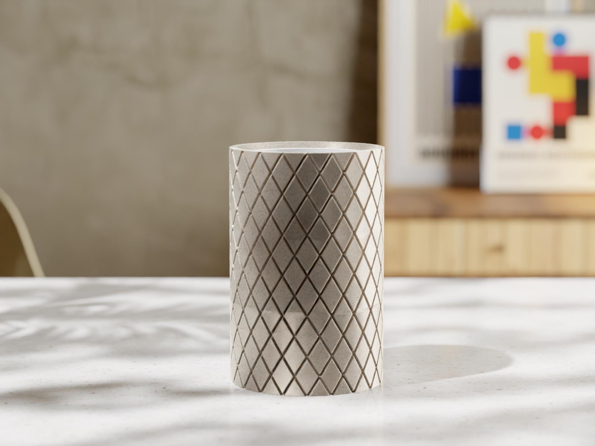 3D Printed Geometric Medium Planter: Modern Plant Pot with Drainage