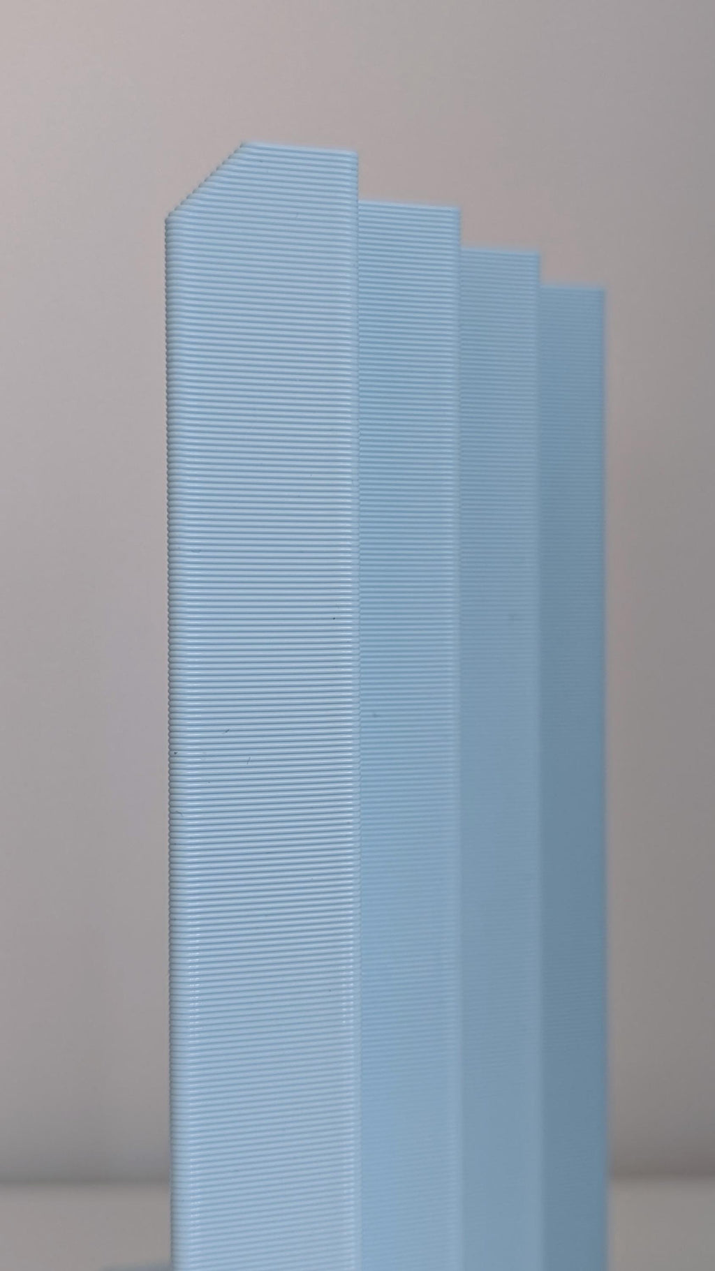 RAW BOOK STOP – Minimalist 3D Printed Bookend by Martin Žampach