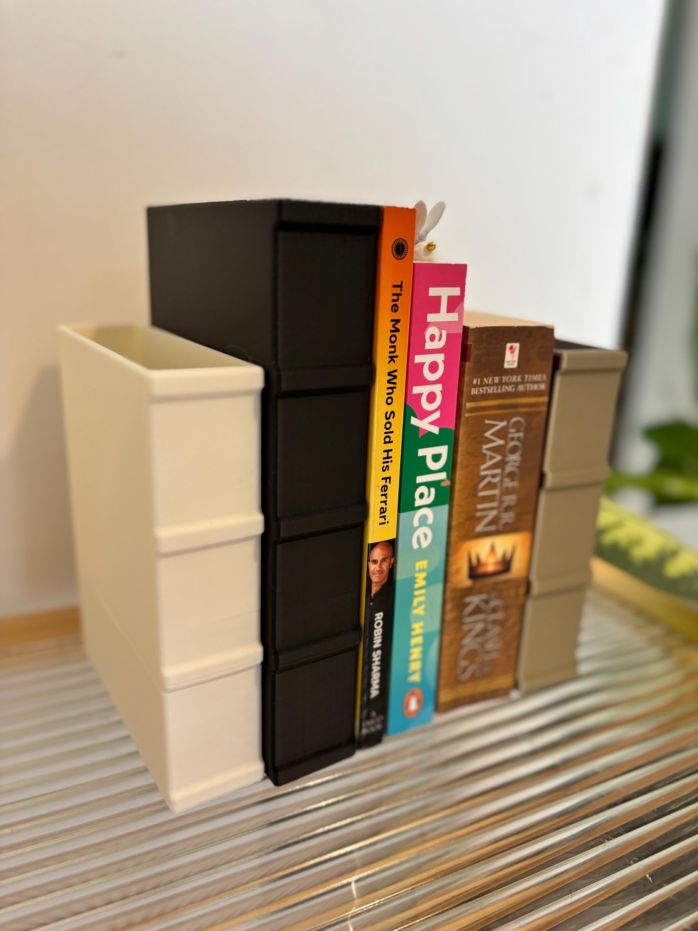 Bookend Planter Set – 3D Printed Book-Shaped Planters with Water Reservoir