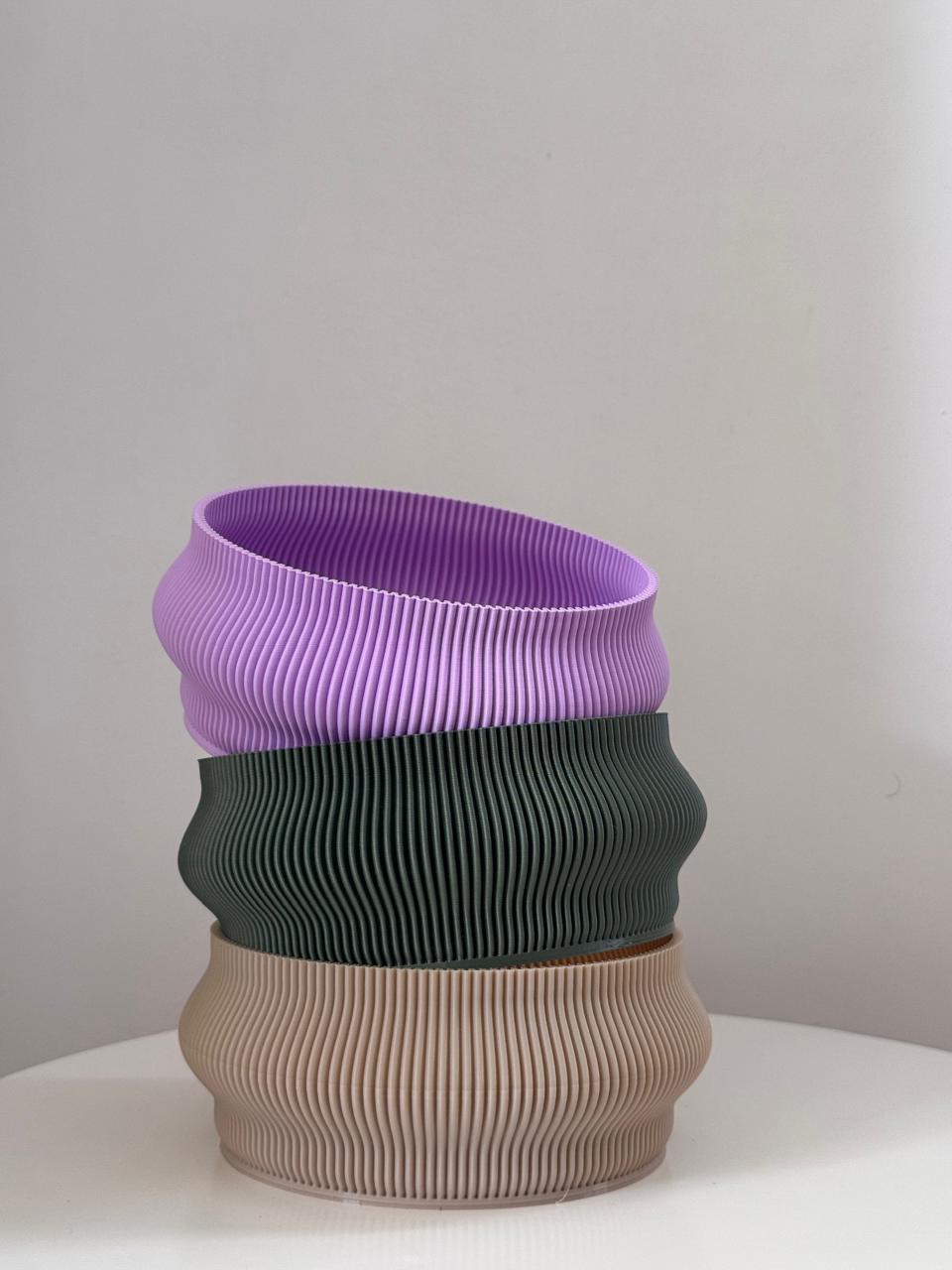 Modern Wave Design Organizer Tray: Stackable Minimalist Storage