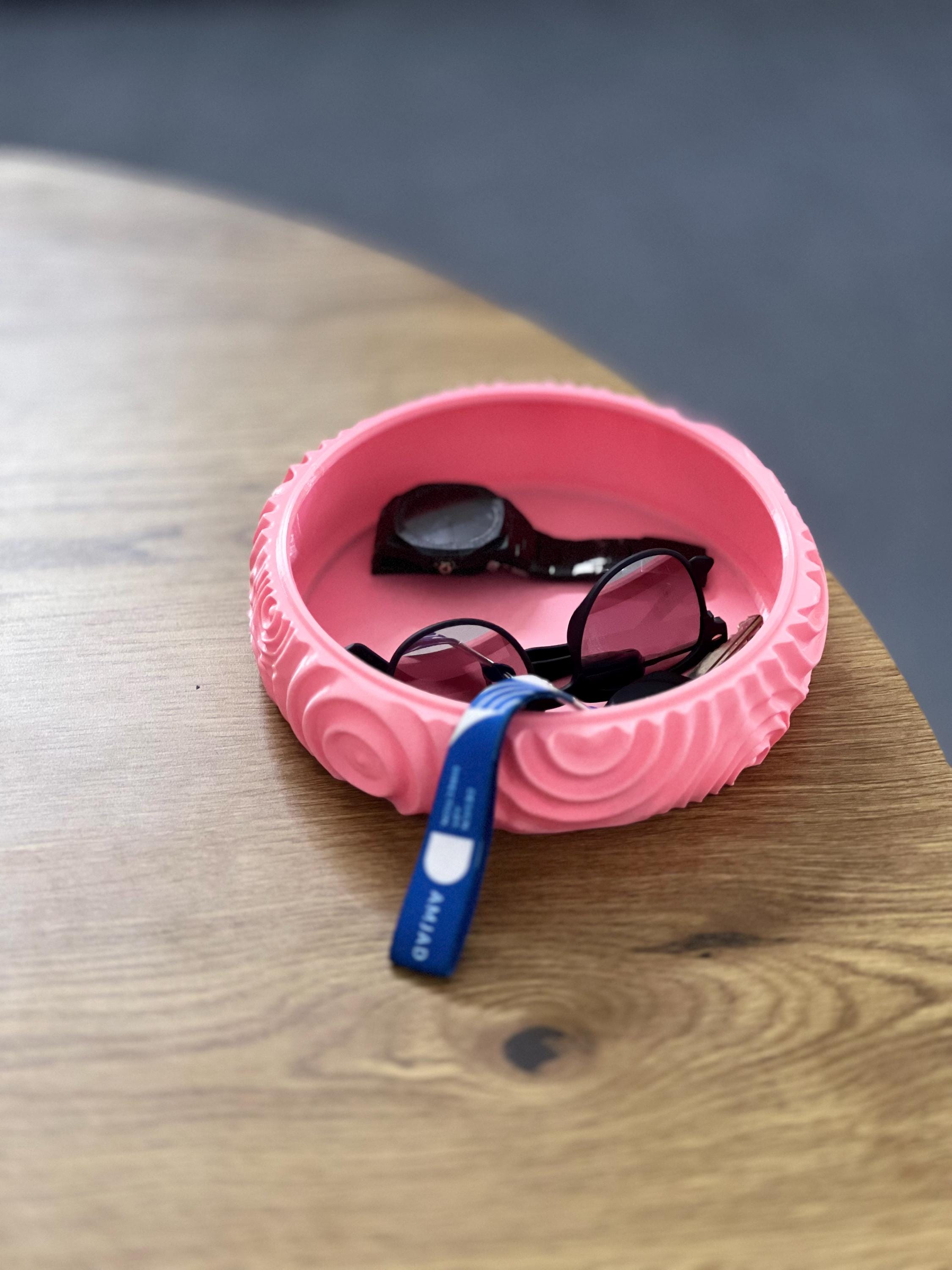 3D Printed Waterdrop Tray: Stackable Desk Organizer