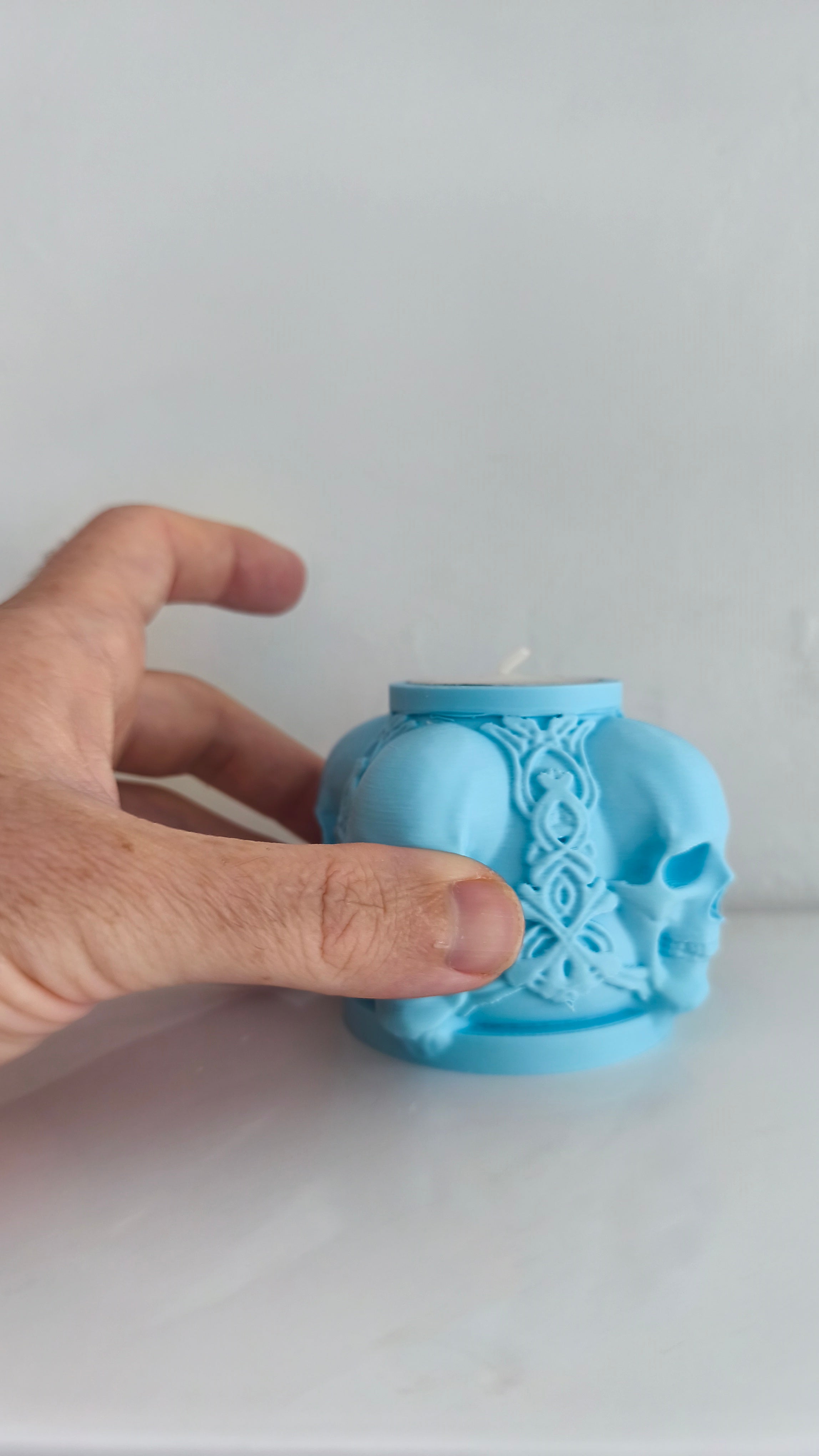 Skull Candle Holder – Gothic Decor, Halloween Centerpiece, 3D Printed Candle Stand, Horror Gift