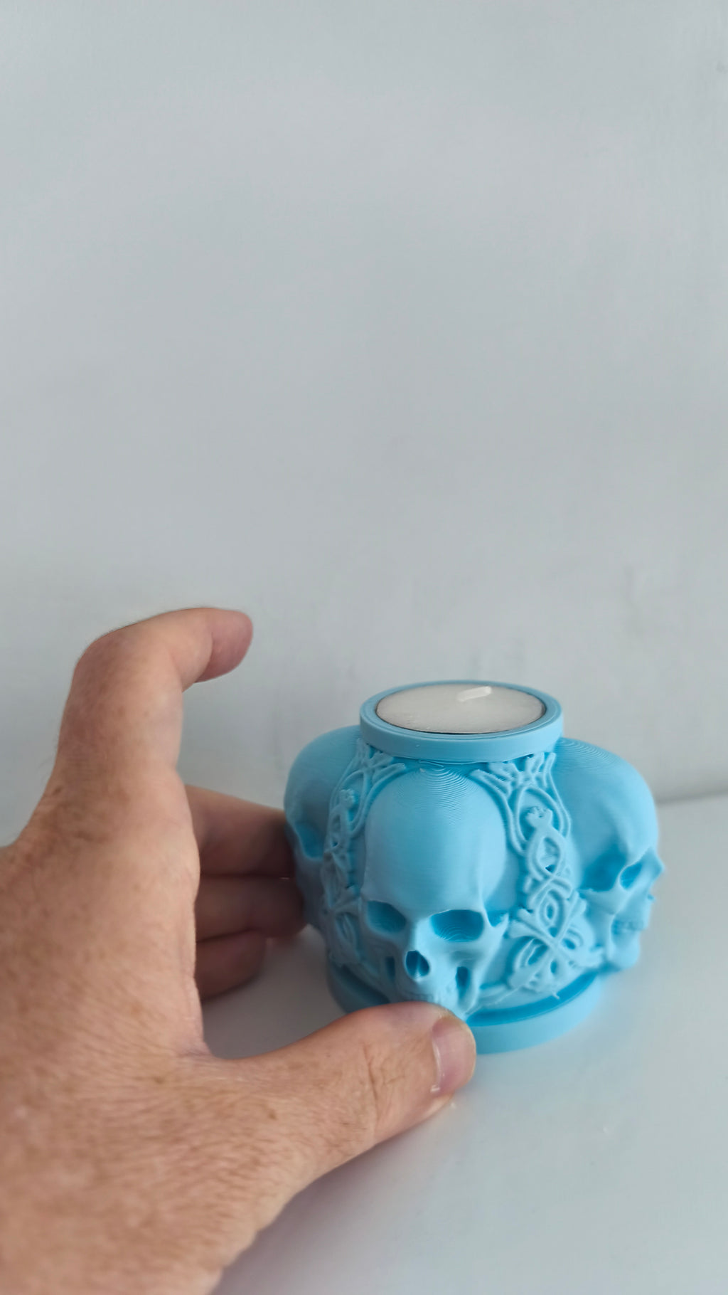 Skull Candle Holder – Gothic Decor, Halloween Centerpiece, 3D Printed Candle Stand, Horror Gift